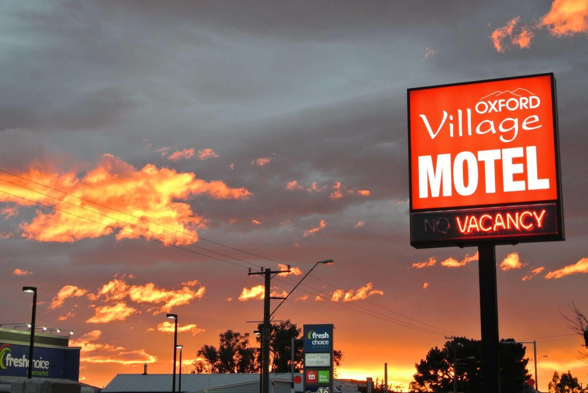 Oxford Village Motels Luaran gambar
