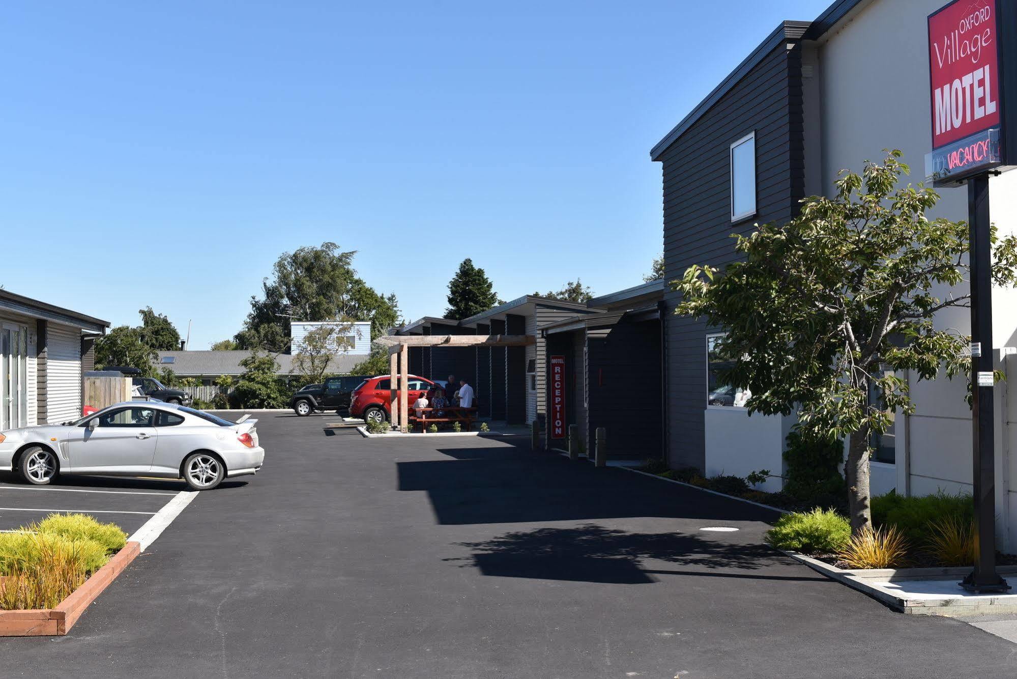 Oxford Village Motels Luaran gambar